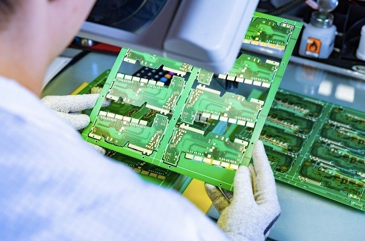 AT&S uses “smart” quality controls in PCB production